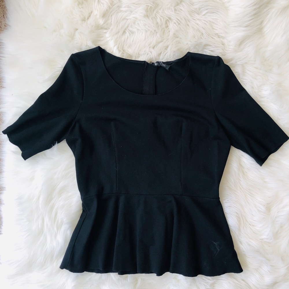 Aritzia/Babaton black peplum top